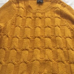 Yellow sweater